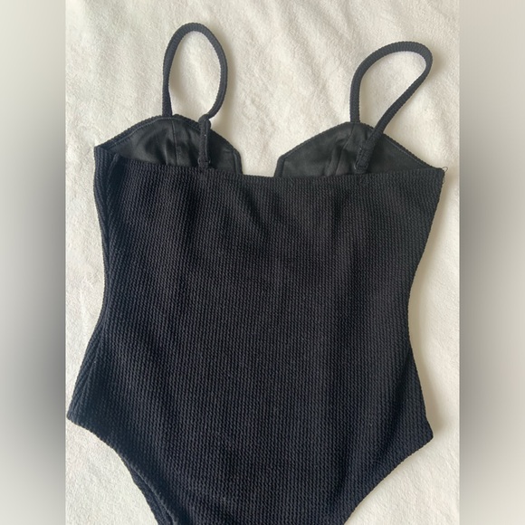 Women’s Blanc de Blanc Black Bodysuit - size Small - Picture 3 of 4